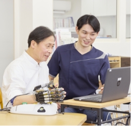 店内自主訓練イメージ画像2